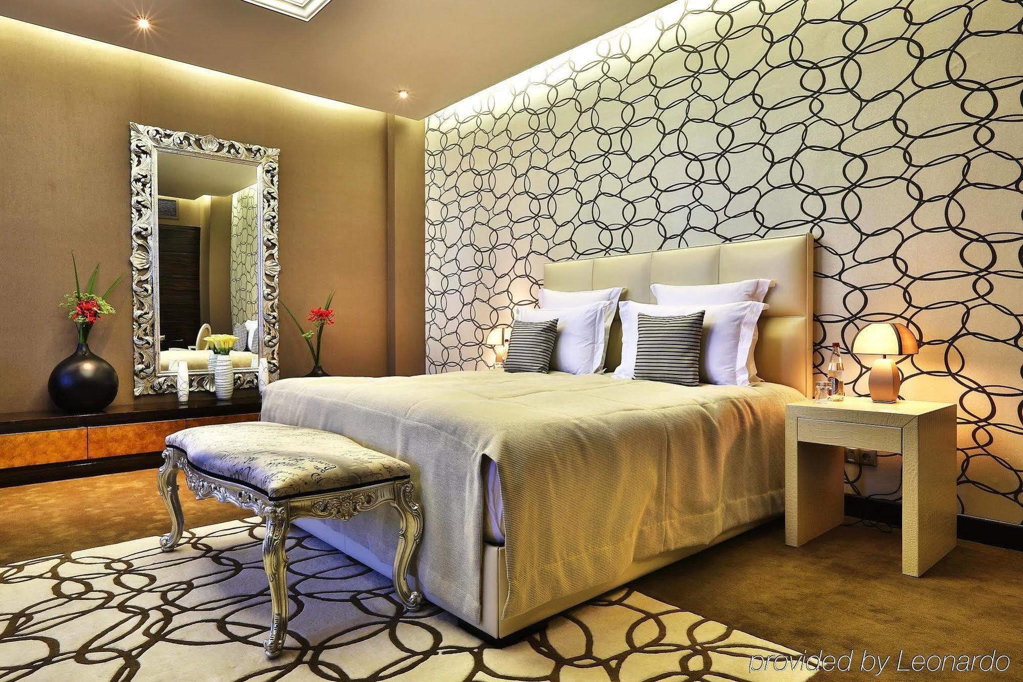 Donatello Boutique Hotel Almaty Exterior photo